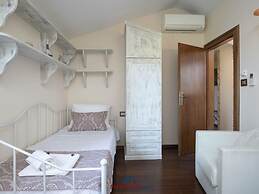 Polai Comfortable Holiday Residence