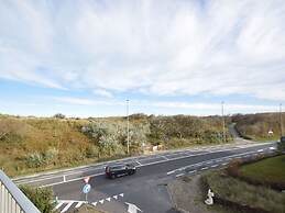 Du Parc 006 Spacious Apartment in De Haan