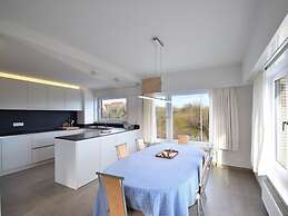 Du Parc 006 Spacious Apartment in De Haan