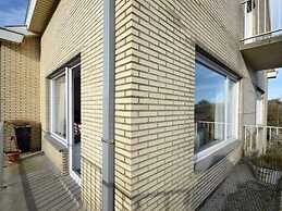 Du Parc 006 Spacious Apartment in De Haan