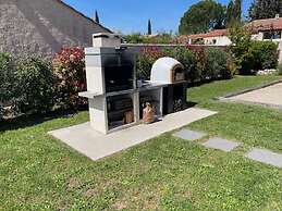 Modern Villa Flovin With Swimming Pool