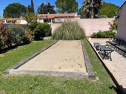 Modern Villa Flovin With Swimming Pool