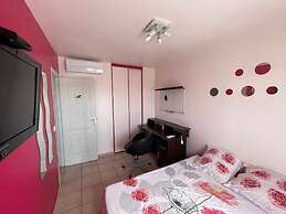 Modern Villa Flovin With Swimming Pool