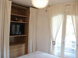 Holiday Home With Large Garden and Pool