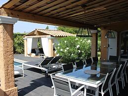 Holiday Home With Large Garden and Pool