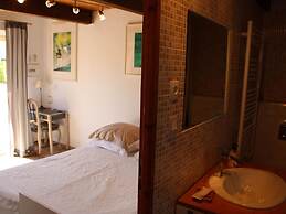 Holiday Home With Large Garden and Pool