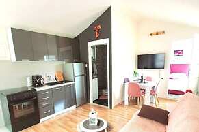 Holiday Home Dream - Holiday Home
