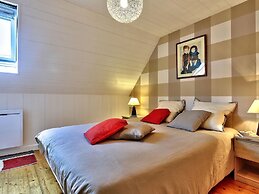 Cosy Holiday Home in Huelgoat With Terrace