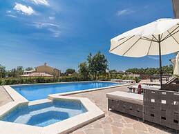 Villa Martha Comfortable Holiday Residence