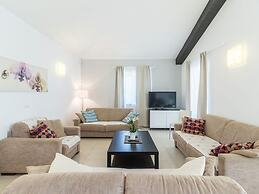 Villa Martha Comfortable Holiday Residence