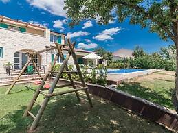 Villa Martha Comfortable Holiday Residence