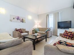 Villa Martha Comfortable Holiday Residence
