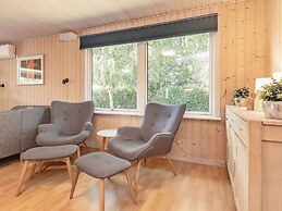 6 Person Holiday Home in Dannemare