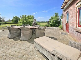Characteristic Country House With Wellness