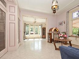 Characteristic Country House With Wellness