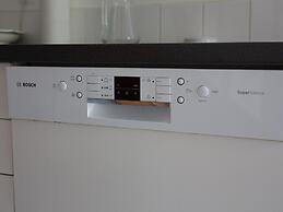 Cosy Holiday Home With Garden