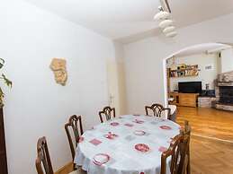 Apartment Villa Rosea