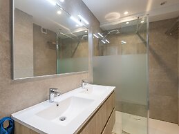 Apartment on the 9th Floor for Family