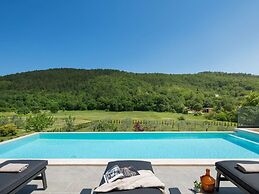 Villa With Pool Surrounded by Woods in Labin