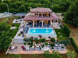 Villa With Pool Surrounded by Woods in Labin