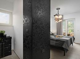 Villa With Pool Surrounded by Woods in Labin