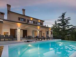 Villa With Pool Surrounded by Woods in Labin