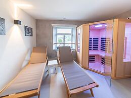 Luxury Family Holiday Home With Wellness