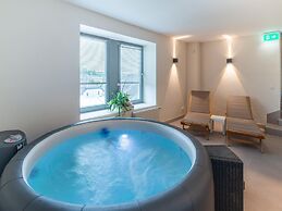 Luxury Family Holiday Home With Wellness