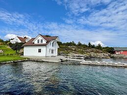 4 Star Holiday Home in Mosterhamn-by Traum