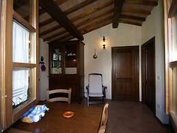 Detached House With Shared Swimming Pool and Beautiful Garden