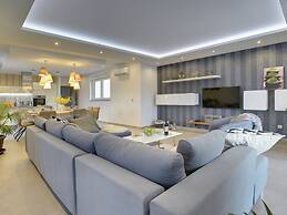 Villa Una Comfortable Holiday Residence