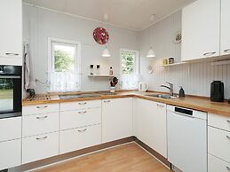 6 Person Holiday Home in Hojby
