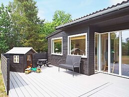 6 Person Holiday Home in Hojby