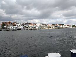 De Bohn Comfortable Holiday Residence