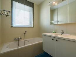 Sandbank 102 Close to the Beach