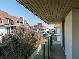 Sandbank 102 Close to the Beach