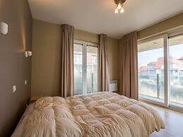 Sandbank 102 Close to the Beach