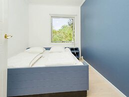 6 Person Holiday Home in Gilleleje