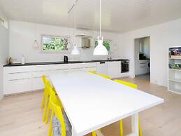 6 Person Holiday Home in Gilleleje