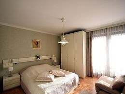 James Ensor 0304 Apartment With sea View