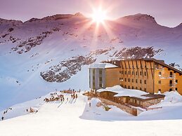 Luxurious Chalet With Sauna Near the Bathing Lake