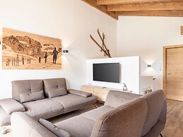 Luxurious Chalet With Sauna Near the Bathing Lake