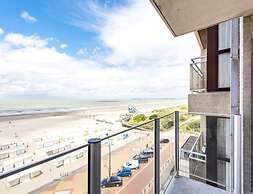 Apartment in Nieuwpoort With sea Views