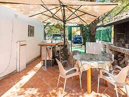 Belvilla by OYO Casa Tata