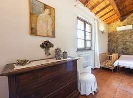 Villa Montecchio Comfortable Holiday Residence