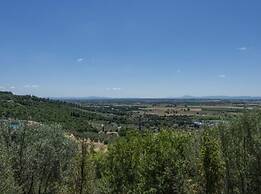 Villa Montecchio Comfortable Holiday Residence