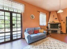 Villa Montecchio Comfortable Holiday Residence