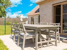 Cozy Holiday Home on the Westhinder Domain