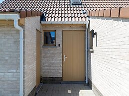 Cozy Holiday Home on the Westhinder Domain