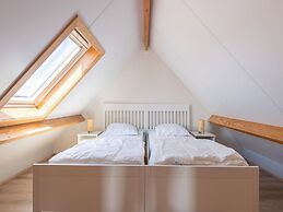 Cozy Holiday Home on the Westhinder Domain